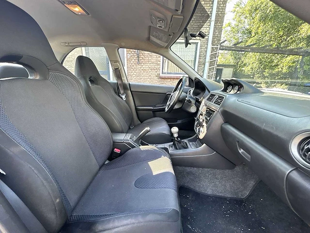 Subaru impreza 2.0 wrx awd | 15-nv-nb | i - afbeelding 5 van  25