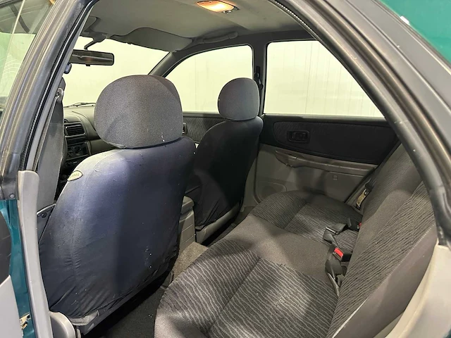Subaru impreza plus 1.6 gl awd 45-hf-jd - afbeelding 10 van  19