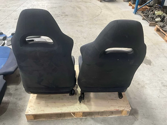 Subaru impreza sti interieurset - afbeelding 3 van  6