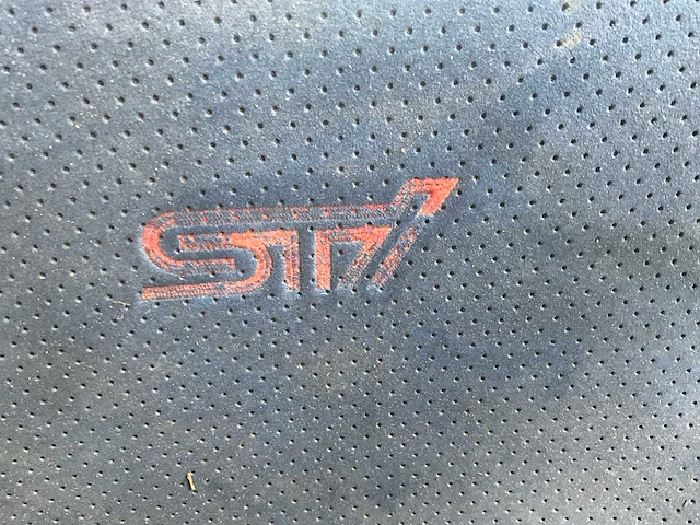 Subaru impreza sti interieurset - afbeelding 4 van  6