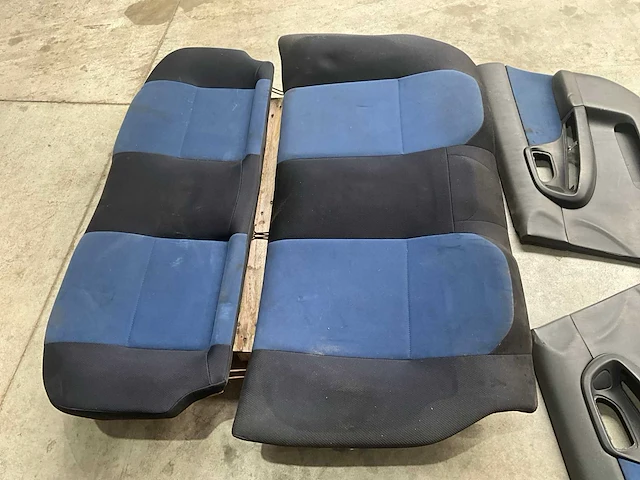 Subaru impreza sti interieurset - afbeelding 5 van  6