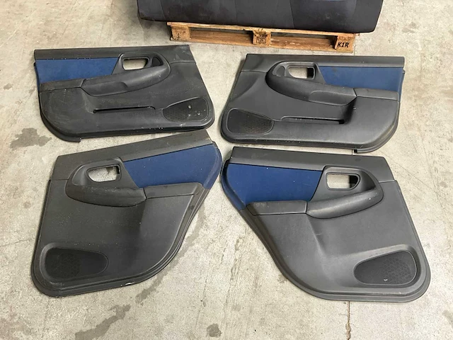Subaru impreza sti interieurset - afbeelding 6 van  6