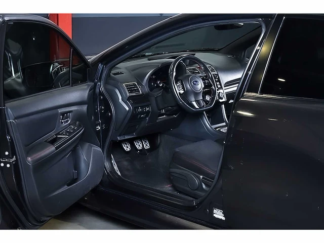 Subaru wrx awd sedan 2,0l - 2018 - afbeelding 35 van  82