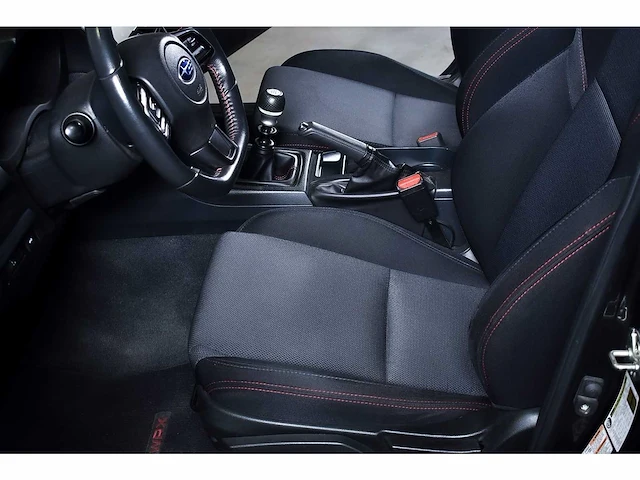 Subaru wrx awd sedan 2,0l - 2018 - afbeelding 37 van  82