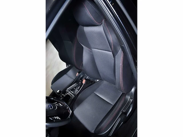 Subaru wrx awd sedan 2,0l - 2018 - afbeelding 38 van  82