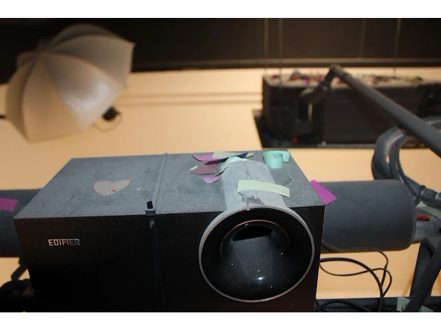 Subwoofer edifier met twee speaker. - afbeelding 2 van  2
