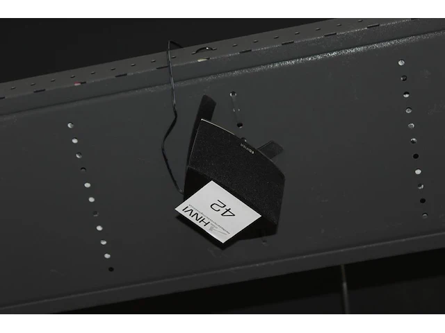 Subwoofer edifier met twee speaker. - afbeelding 1 van  2
