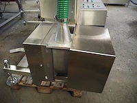Sugden ltd - afbeelding 2 van  16