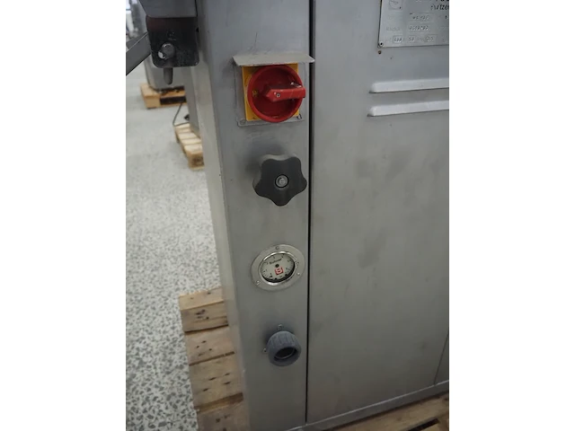 Suhner ag - afbeelding 4 van  16