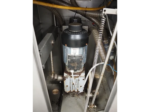 Suhner ag - afbeelding 6 van  16