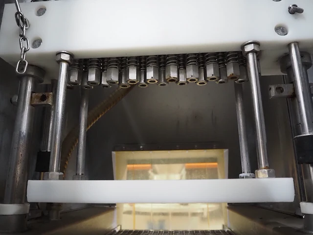 Suhner ag - afbeelding 16 van  16