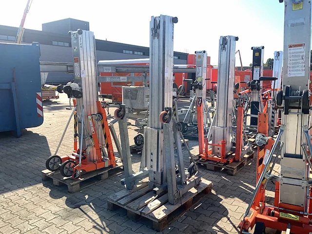Sumner manufacturing 2118 materiaallift / kanaallift - afbeelding 1 van  4