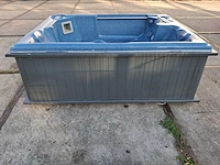 Sunbelt 3 persoons jacuzzi en buitenspa - afbeelding 10 van  21