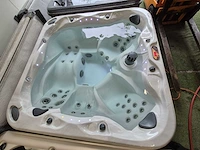 Sunbelt 5 persoons amerikaanse jacuzzi jacuzzi en buitenspa - afbeelding 2 van  16