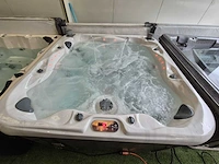 Sunbelt 5 persoons amerikaanse jacuzzi jacuzzi en buitenspa - afbeelding 14 van  16
