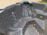 Sunbelt 5 persoons jacuzzi en buitenspa - afbeelding 4 van  29