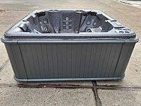 Sunbelt 5 persoons jacuzzi en buitenspa - afbeelding 20 van  29
