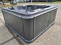 Sunbelt 5 persoons jacuzzi en buitenspa - afbeelding 21 van  29