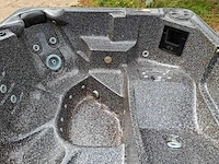 Sunbelt 5 persoons jacuzzi en buitenspa - afbeelding 29 van  29