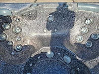 Sunbelt 5 persoons jacuzzi en buitenspa - afbeelding 6 van  27