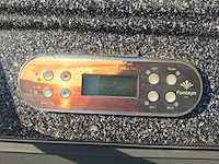 Sunbelt 5 persoons jacuzzi en buitenspa - afbeelding 21 van  27