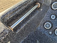 Sunbelt 5 persoons jacuzzi en buitenspa - afbeelding 23 van  27