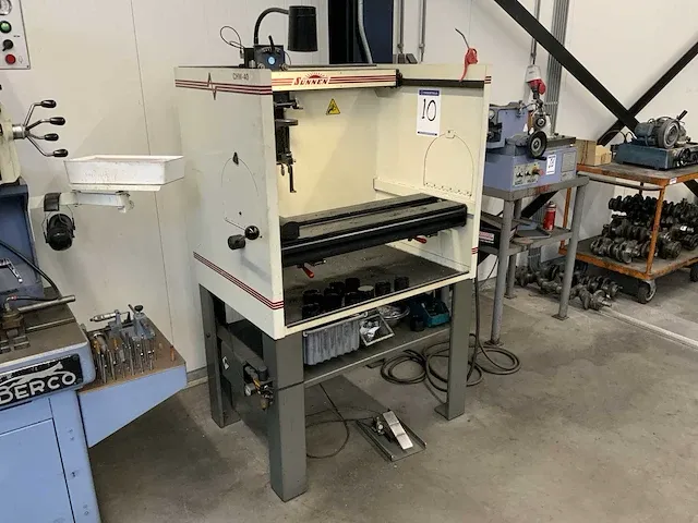 Sunnen - chw-40-a - cilinderkop bewerkingsstation - afbeelding 1 van  8