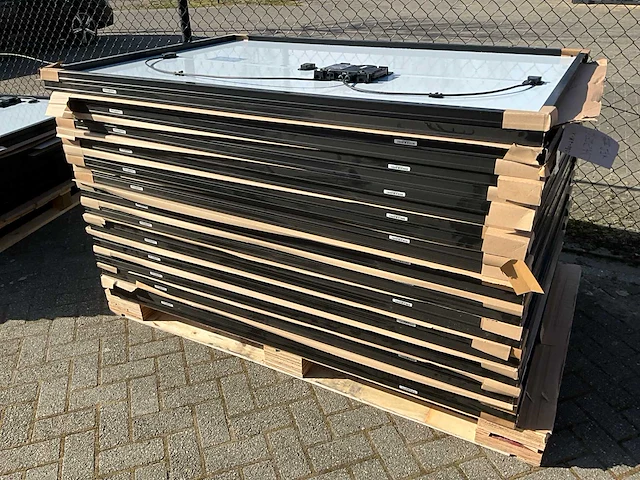 Sunpower p3 blk 375ac zonnepaneel (27x) - afbeelding 3 van  6