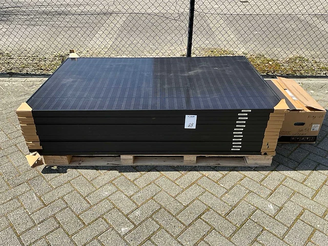 Sunpower p7 445dc blk zonnepaneel (13x) - afbeelding 1 van  7