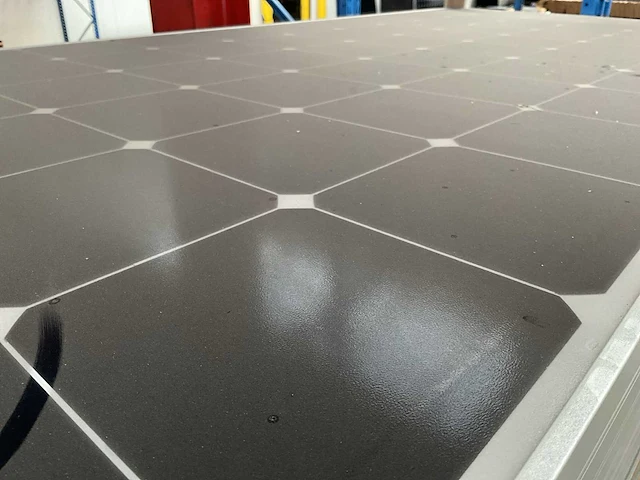 Sunpower spr 440 + spr410 zonnepaneel (25x) - afbeelding 4 van  4