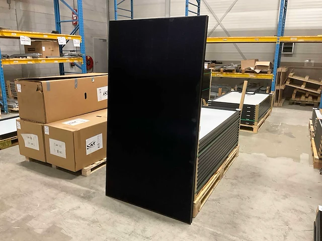 Sunpower spr-max6-425-blk-e4-ac zonnepaneel (9x) - afbeelding 1 van  6