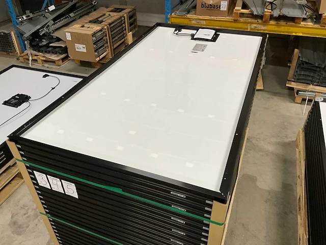 Sunpower spr-max6-435-e4-ac zonnepaneel (6x) - afbeelding 3 van  8