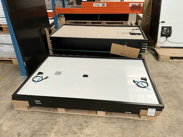 Sunpower spr375 + sprmax5-420 zonnepaneel (13x) - afbeelding 1 van  9