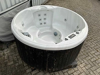 Sunray spa jacuzzi - afbeelding 2 van  15