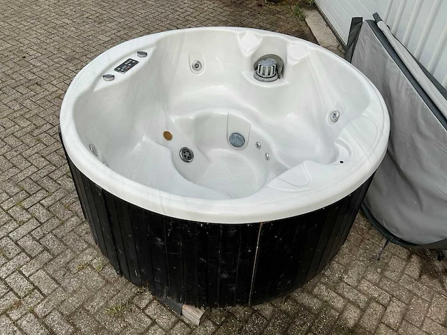 Sunray spa jacuzzi - afbeelding 3 van  15