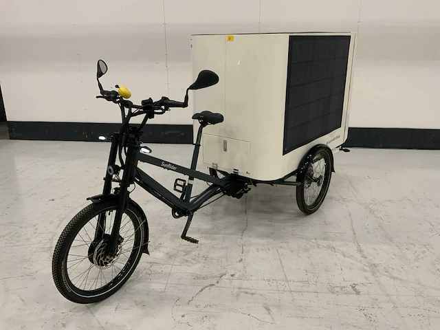 Sunrider elektrische cargobike met zonnepanelen - afbeelding 1 van  20