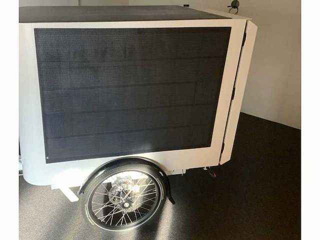 Sunrider elektrische cargobike met zonnepanelen - afbeelding 17 van  18