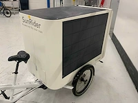 Sunrider elektrische cargobike met zonnepanelen - afbeelding 7 van  24