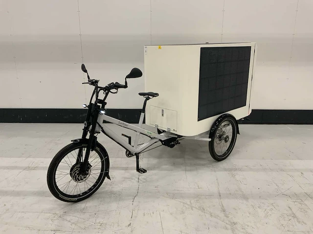 Sunrider elektrische cargobike met zonnepanelen - afbeelding 1 van  21