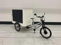 Sunrider elektrische cargobike met zonnepanelen - afbeelding 2 van  21