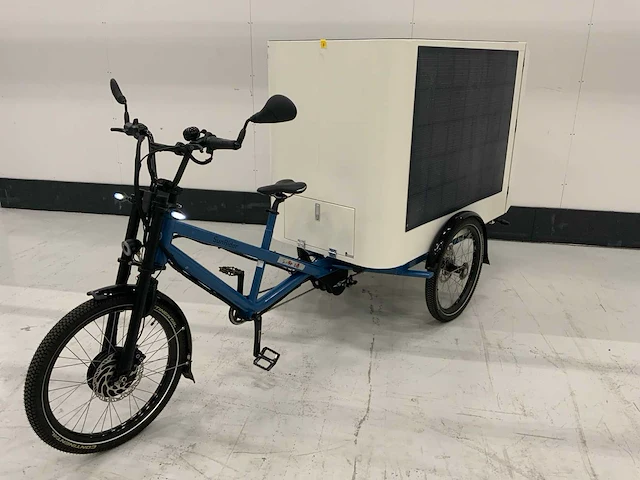 Sunrider elektrische cargobike met zonnepanelen - afbeelding 1 van  21