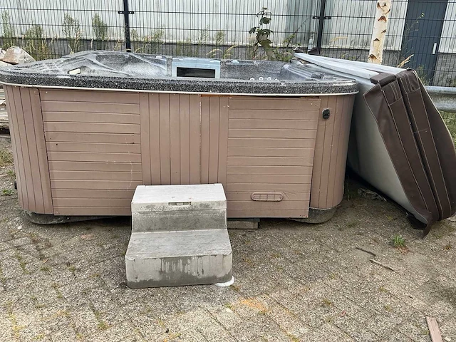 Sunrise spa jacuzzi - afbeelding 10 van  11