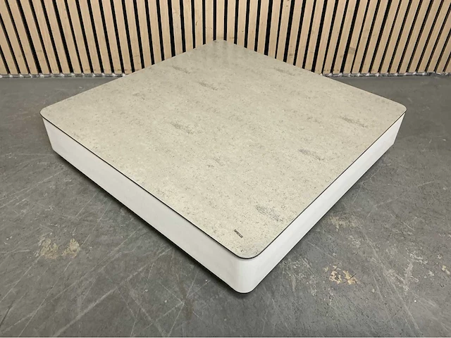 Suns no.35 lounge table - afbeelding 1 van  5