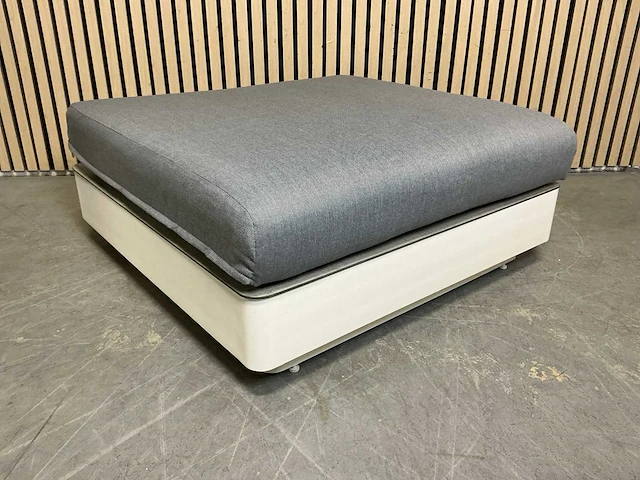 Suns no.35 lounge table - afbeelding 1 van  5