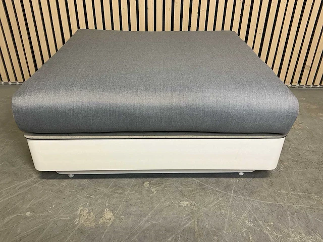 Suns no.35 lounge table - afbeelding 2 van  5