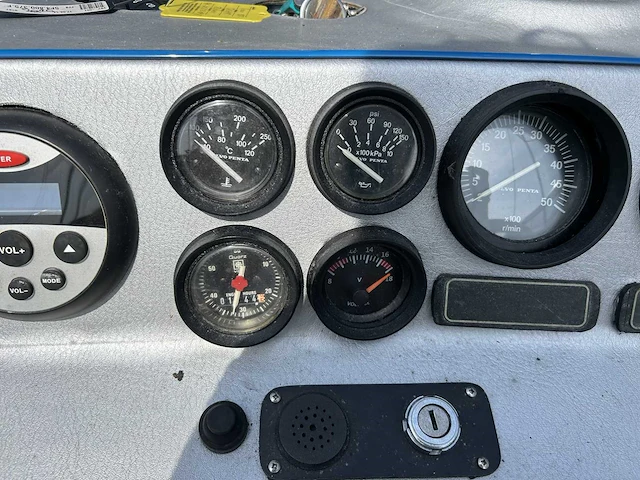 Sunseeker portofino xp 534 2x volvo penta diesel speedboot - afbeelding 13 van  31