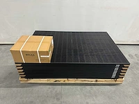 Suntech - set van 12 full black glas/glas zonnepanelen (430 wp) en 1 solax 4.2k omvormer (1-fase) - afbeelding 1 van  9