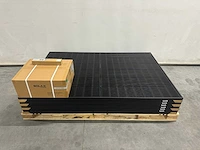 Suntech - set van 8 full black glas/glas zonnepanelen (430 wp) en 1 solax 3.3k omvormer (1-fase) - afbeelding 1 van  7