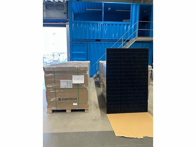 Suntech power stp405s-c54/umhb solar modules ongebruikt & original box 4 pallets - afbeelding 2 van  5