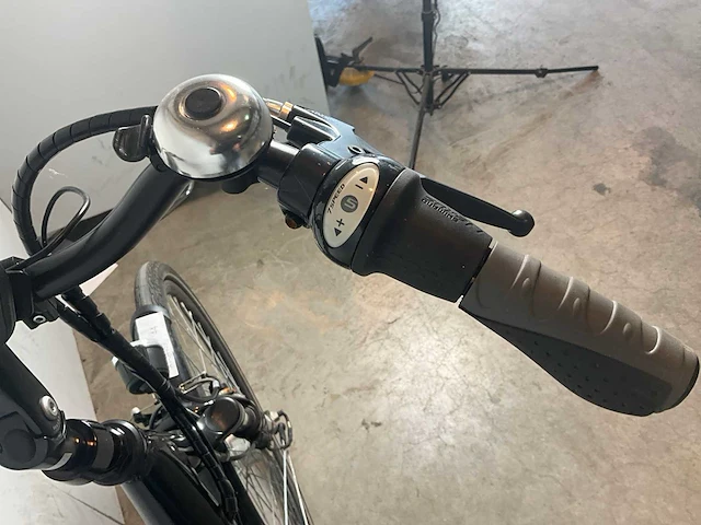 Suntour cr8 elektrische fiets - afbeelding 3 van  12